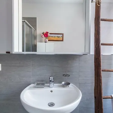 Homey Apartment